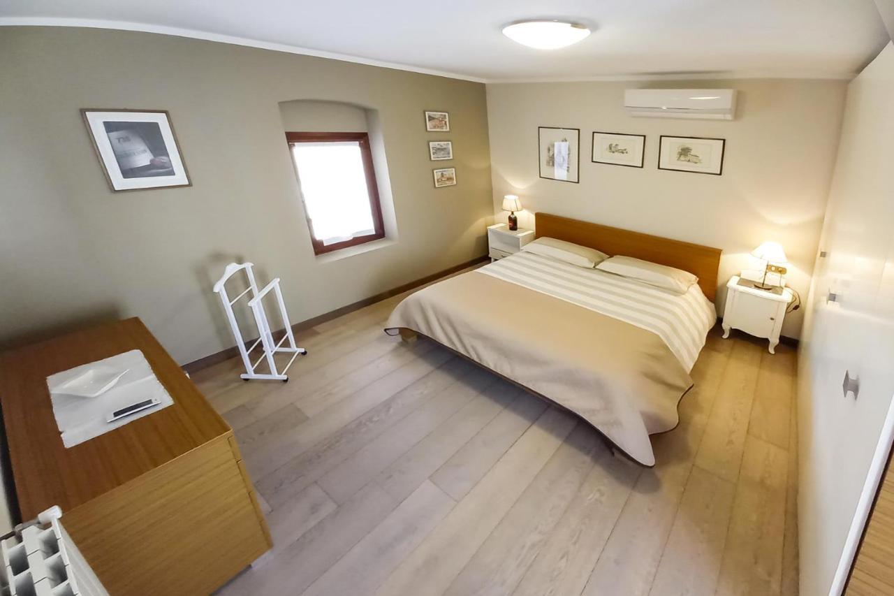 Case Vacanze Ai Burattini Adrara San Rocco Exterior photo